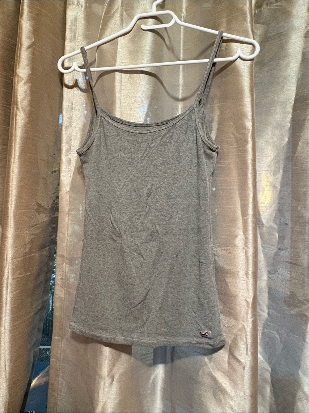 Hollister Women's Gray Tank Top Slim Fit Camisole medium